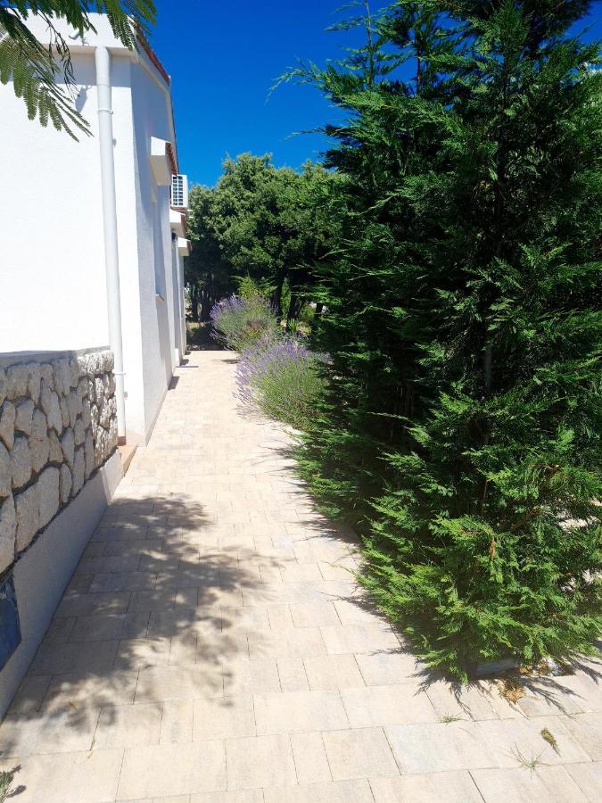 Lavender House Villa Mandre Exterior photo